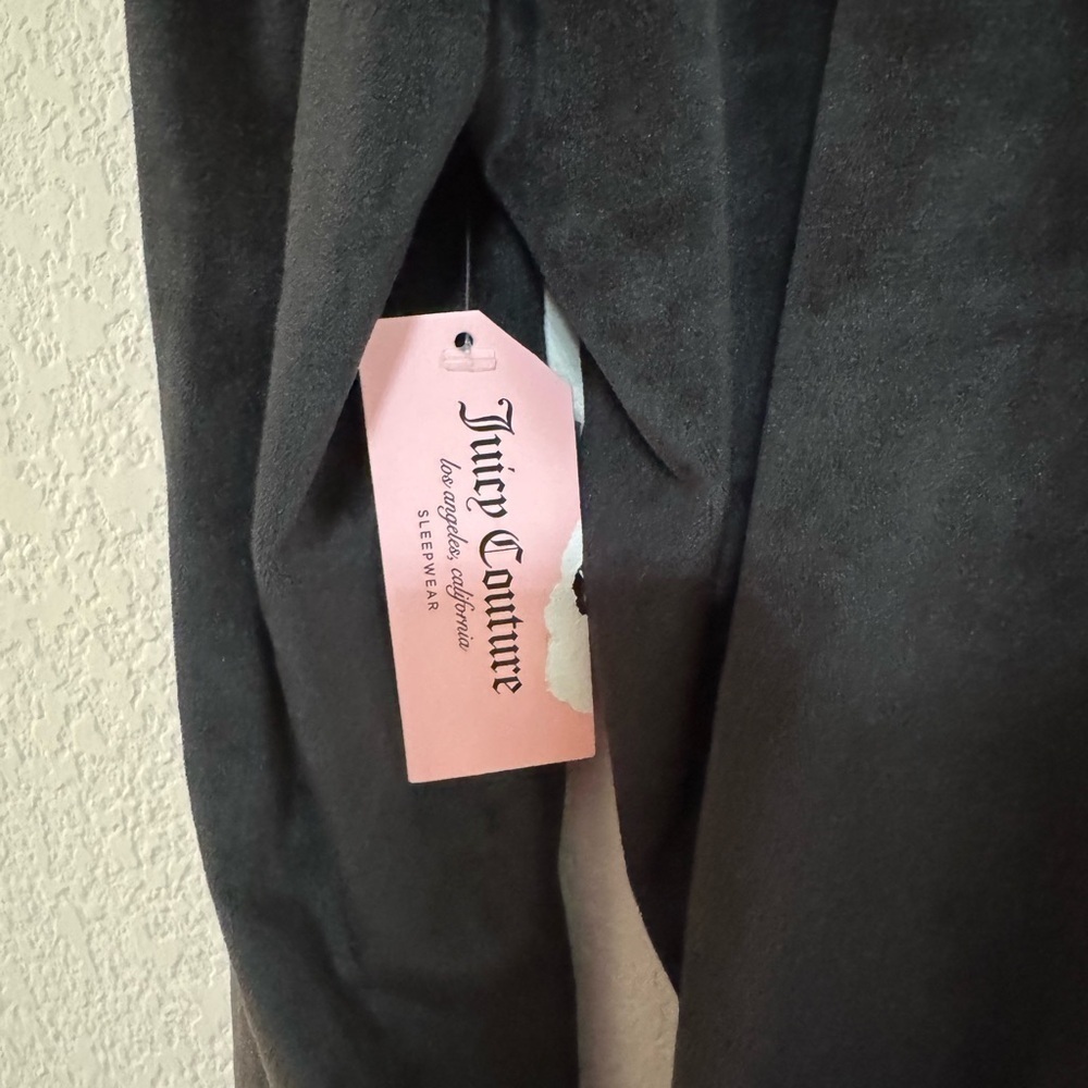 Juicy Couture Women’s Black Velour Crewneck Sleep/Lounge Wear Sweatshirt XL NWT - Picture 6 of 7
